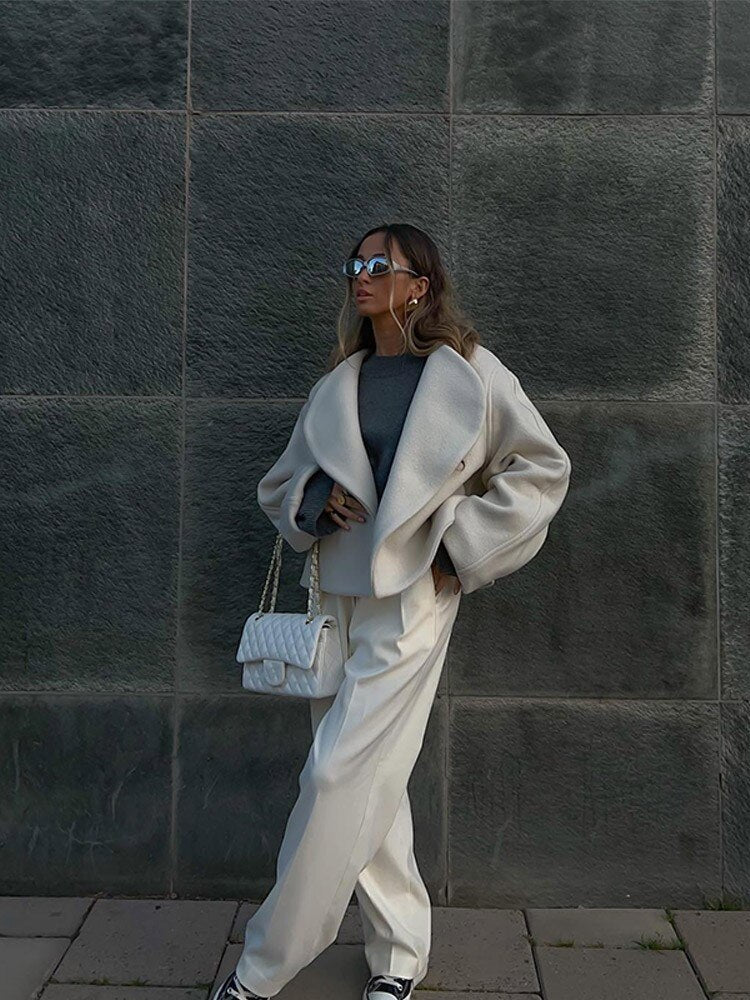 New Women White Woolen Cropped Top Jacket V Neck Long Sleeve Thicken Cardigan Coat Autumn Winter Fashion Female Streetwear